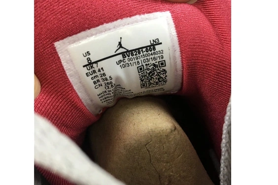 “REFLECTIVE CARDINAL” BV6281-006 AIR JORDAN 7 BV6281-006 0425